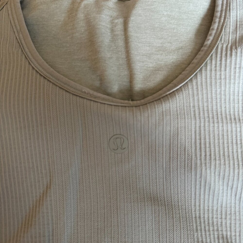 Lululemon Ebb to Street Scoop-Neck Cropped Tank Top Light Support, B/C Cup - Picture 7 of 7